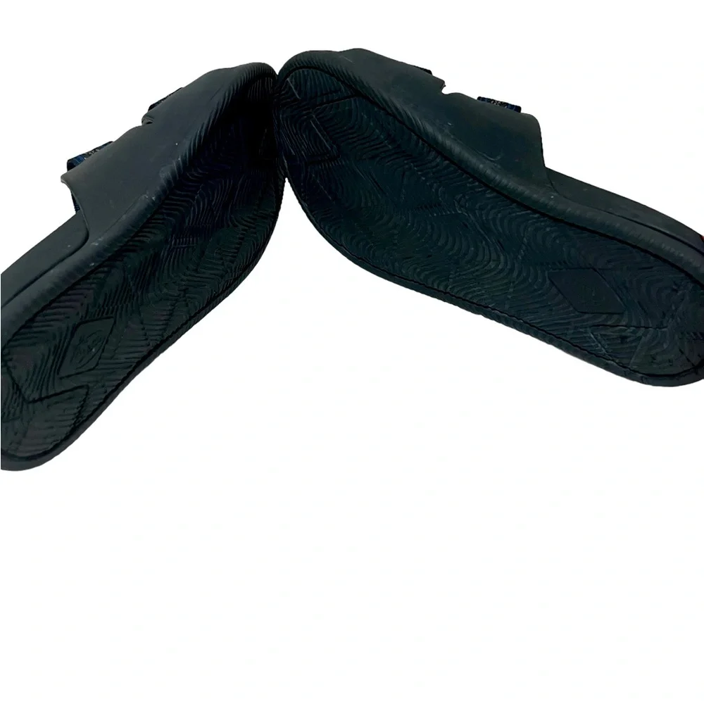 Chaco Men’s Blue & Gray Sandals size 12